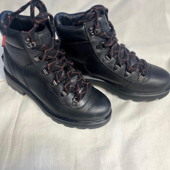 SOREL WATERPROOF LENNOX HIKING BOOT SZ 7,5 - Picture 2 of 16